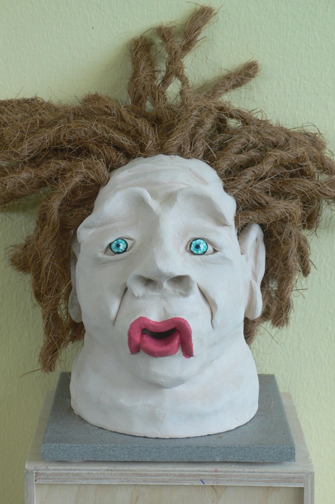 Head 4, 2009, ca. 25x15x15cm, Terracotta and Palm rope, - 150 Euro -